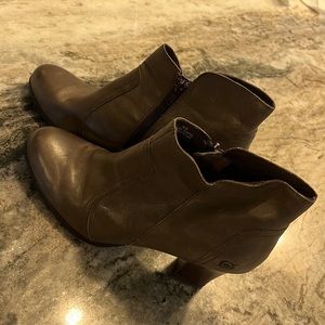 Comfortable Born Boots